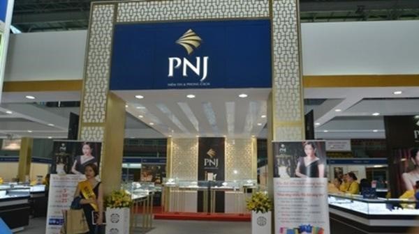 Mua vàng bạc tại các cơ sở PNJ ở Hà Nội
